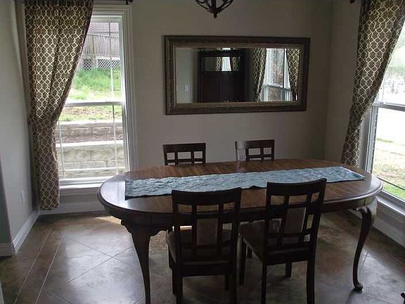 4th image of 149 N Brewer Ct