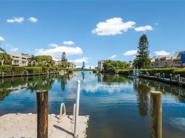 3801 E Bay Dr Unit 110, Holmes Beach, FL 34217