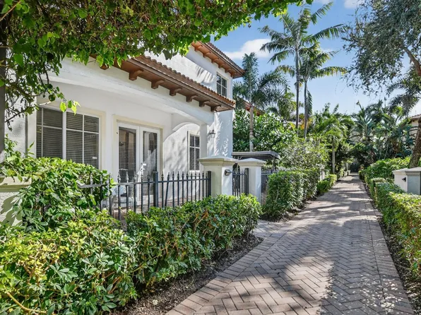 591 NW Library Commons Way, Boca Raton, FL 33432