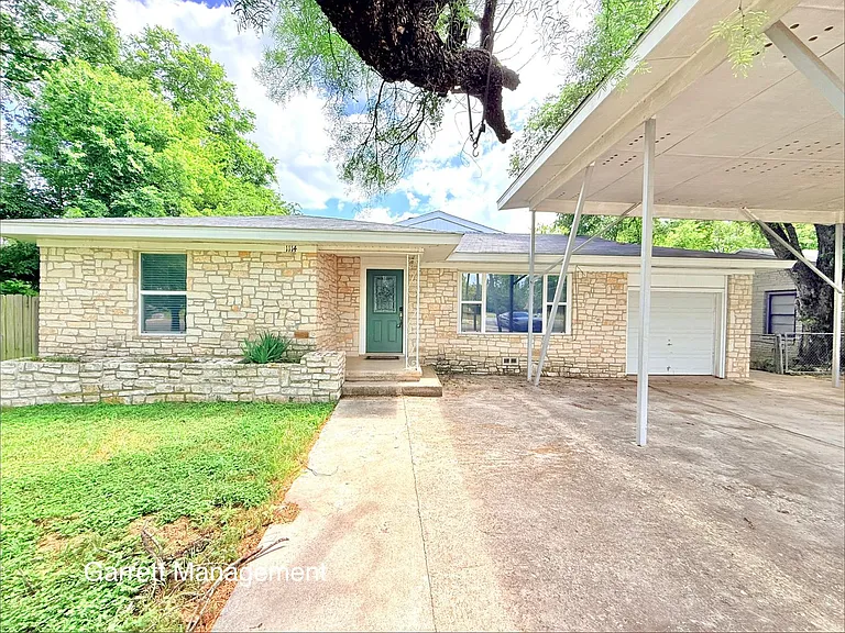 1114 Nix Rd — Photo 1