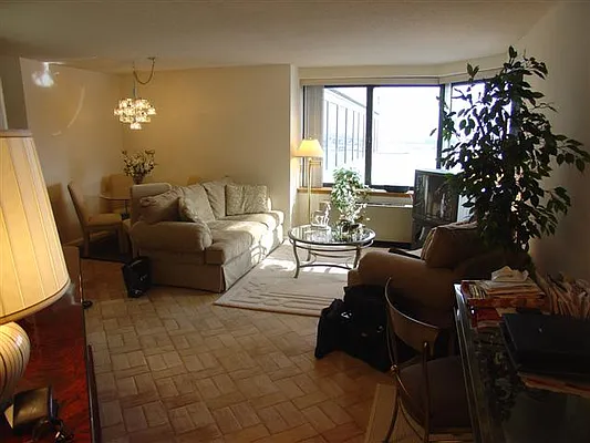 Rented by Luxury Habitat | media 40