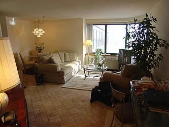 Rented by Luxury Habitat