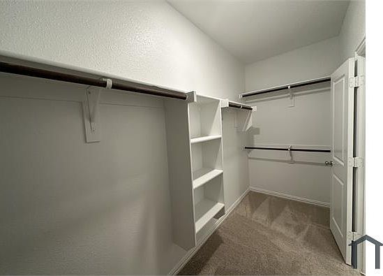4th image of 1210 Mahogany Ln