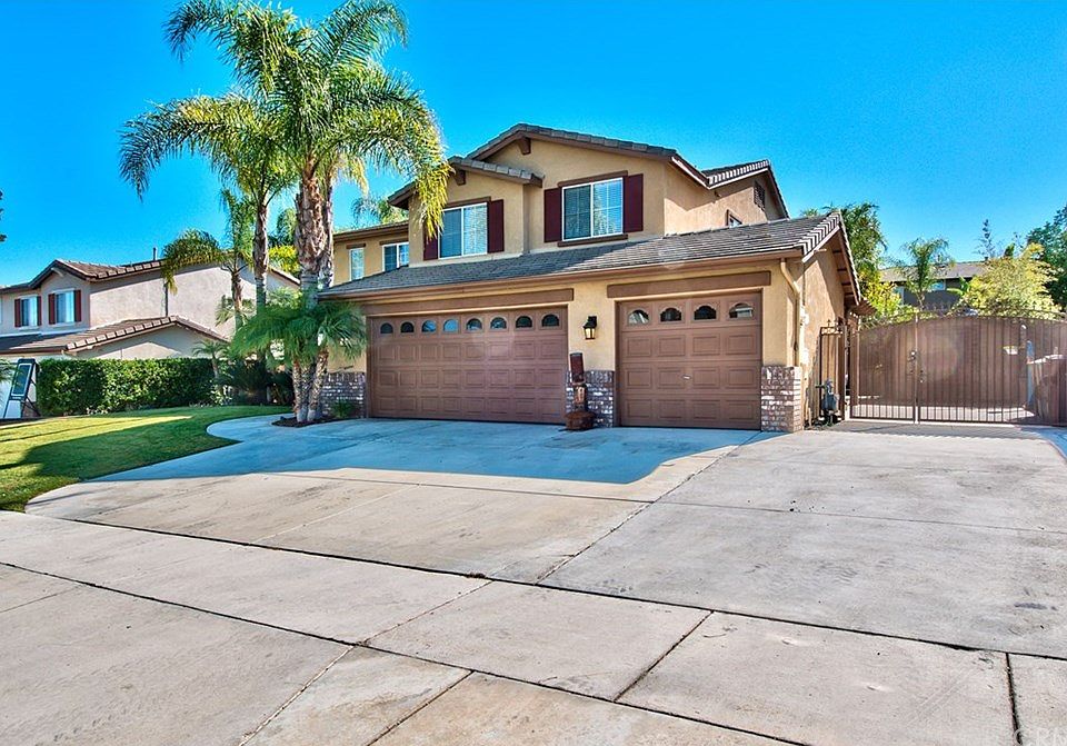1st image of 3543 Park Hill Dr