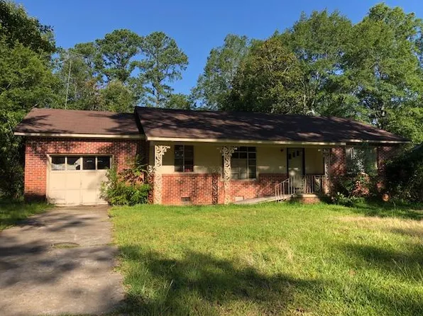 89 Saint Charles Ave #113, Louisville, MS 39339