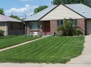3321 Oneida St, Denver, CO 80207