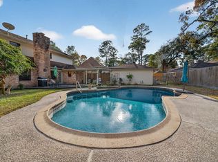 5934 Theall Rd, Houston, TX 77066