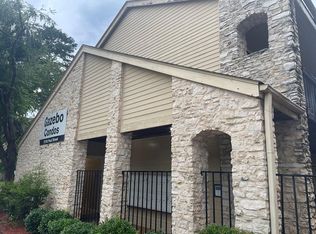 2120 Pearl St, Nacogdoches, TX 75965