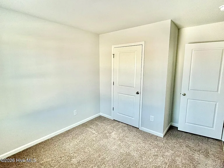 1025 Course Ln — Photo 14
