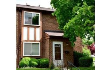 3401 Golf View Dr, Newark, DE 19702