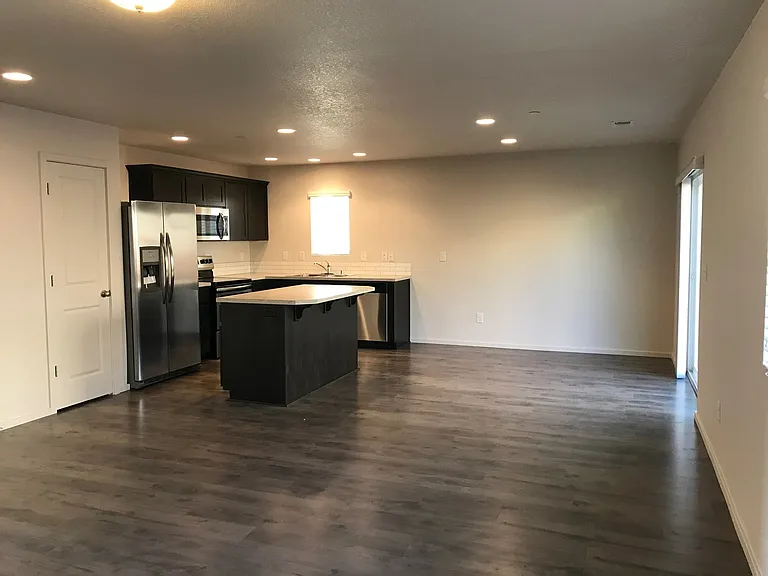 3616 NE Kingbird St — Photo 5