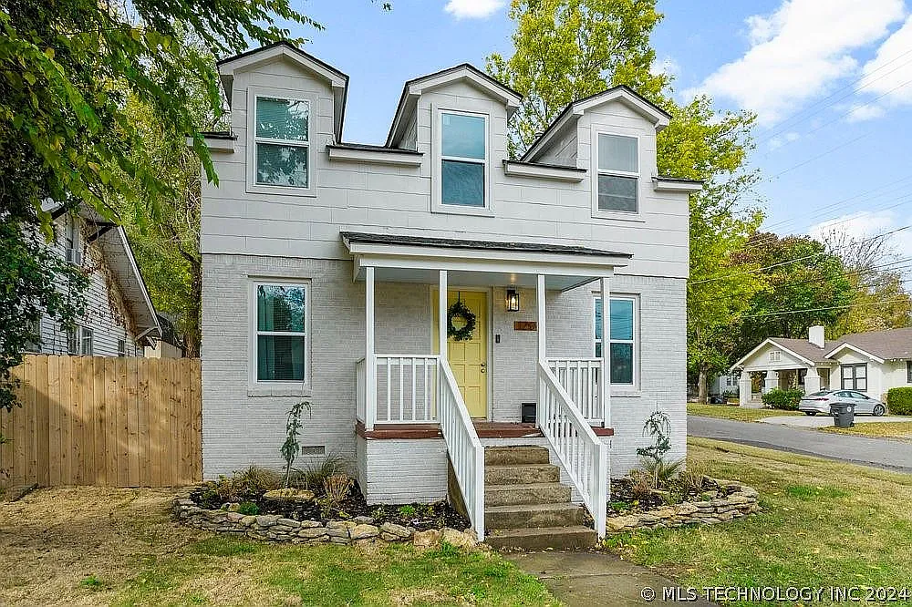 1 bed, 798 sqft, $1,196 — Photo 2