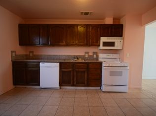 3932 Dry Creek Rd, Sacramento, CA 95838