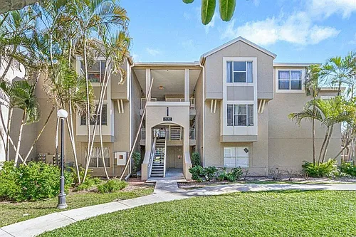 1845 Palm Cove Blvd Photo 1