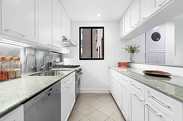 Rented by Bouklis Group