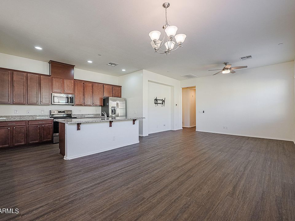 1st image of 14870 W ENCANTO Boulevard #2009