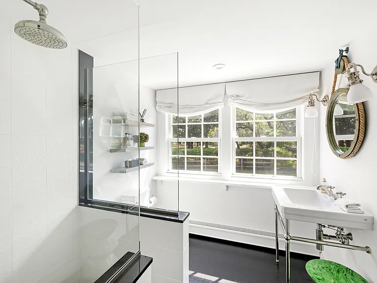 26 Ruxton Rd — Photo 32