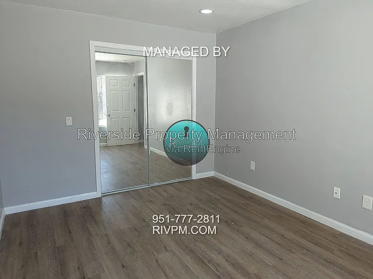 23119 Donahue Ct #2 — Photo 7