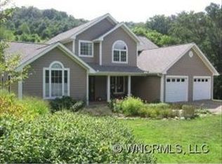 97 Rice Branch Rd, Asheville, NC 28804