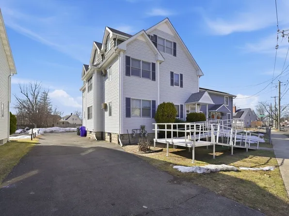 890-892 Saint James Ave, Springfield, MA 01104