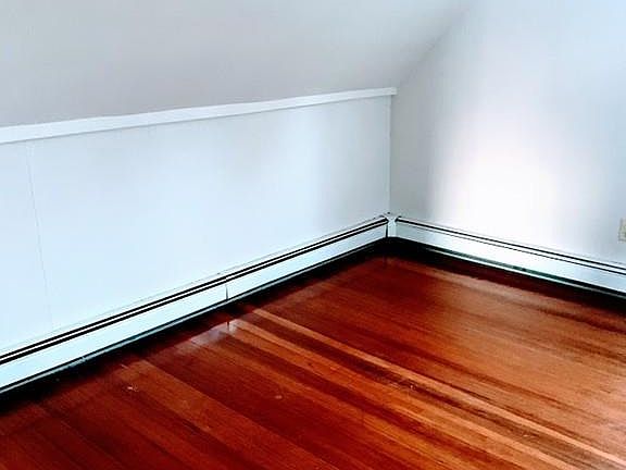 5th image of 303 Hartford Ave #1