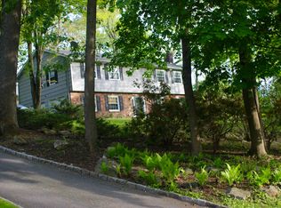 2 Westview Dr, Katonah, NY 10536