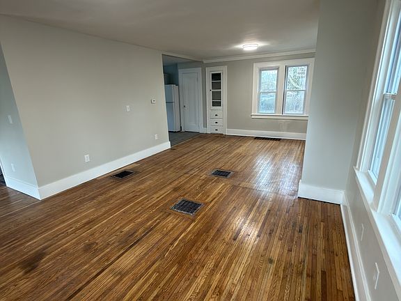 4th image of 108 Wetmore Park