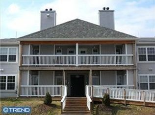 705 Waters Edge Dr, Newark, DE 19702