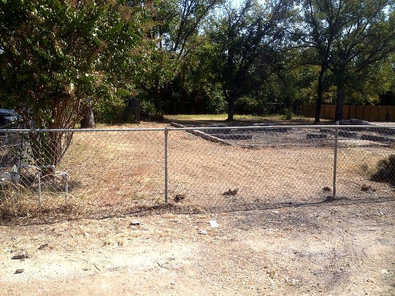 2nd image of 100 9th St