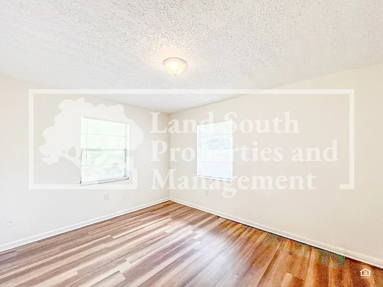 246 Mary Catherine Ct — Photo 10