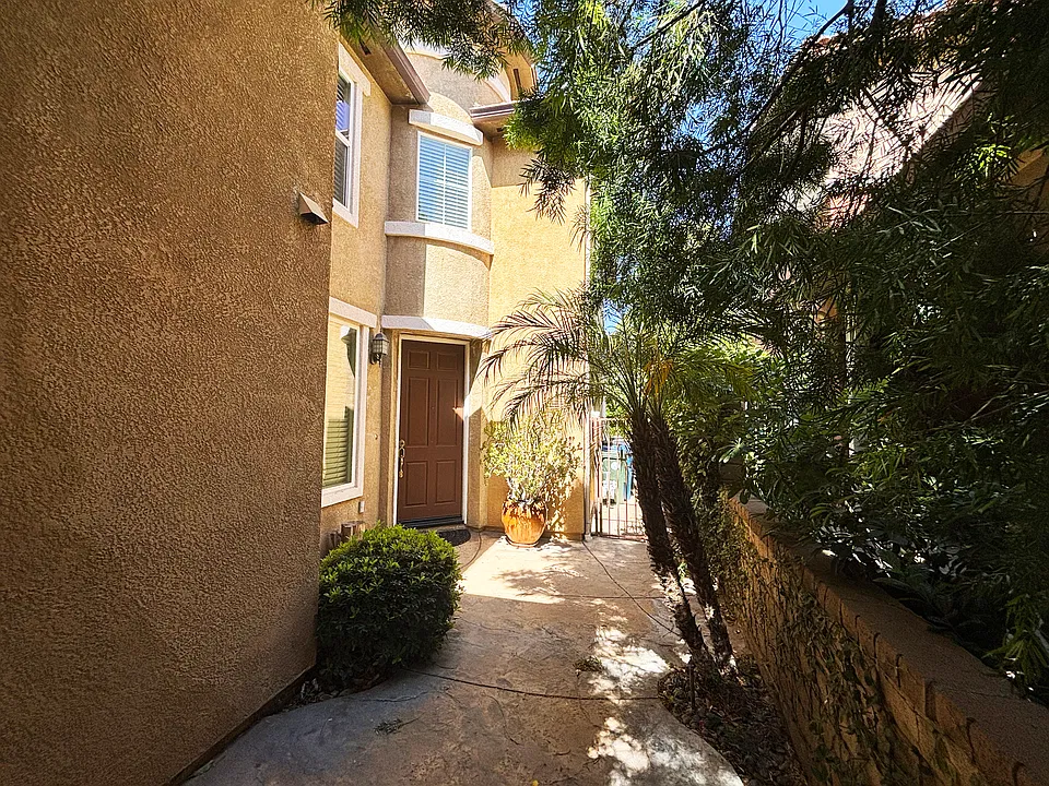 Private Front Entrance