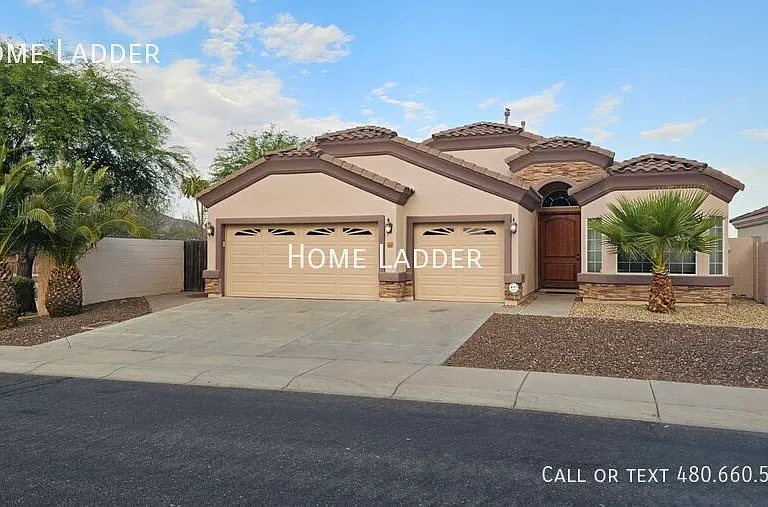 9030 S 10th Dr — Photo 1