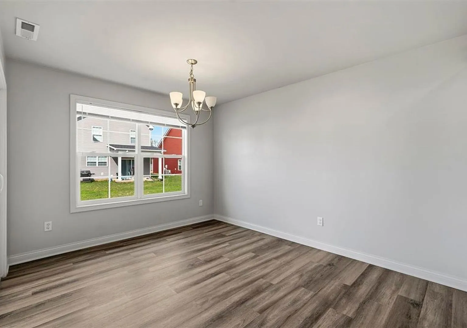 South Warren Beauty 3 Bed, 2 Bath Home with Covered Porch & Spacious Yard! — Photo 2