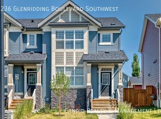 2236 Glenridding Blvd SW, Edmonton, AB T6W3E5