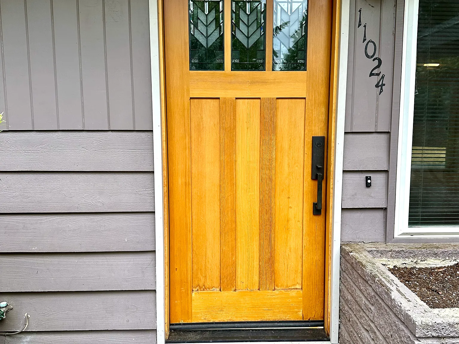 3 bed, 1.5 bath, 1380 sqft, $4,500 — Photo 3