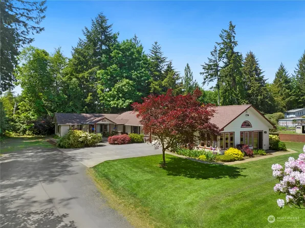4523 Cooper Point Road NW, Olympia, WA 98502