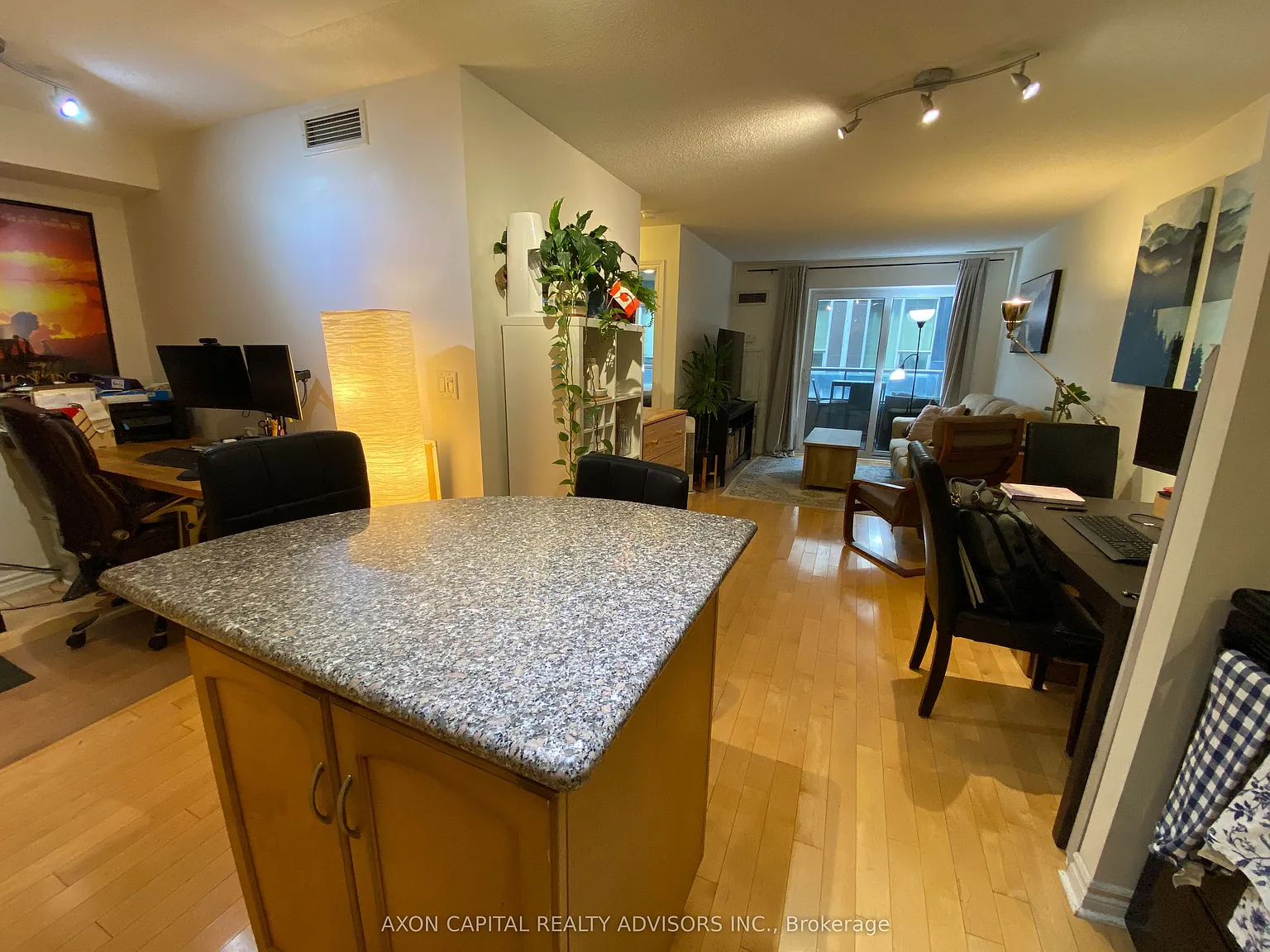 2 bed, $2,600 — Photo 4