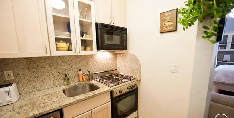 Rented by Curzon Real Estate | media 43