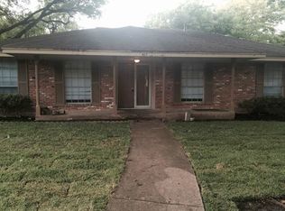 405 Brook Hollow Dr, Desoto, TX 75115