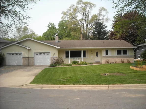 6305 Southern Circle, Monona, WI 53716