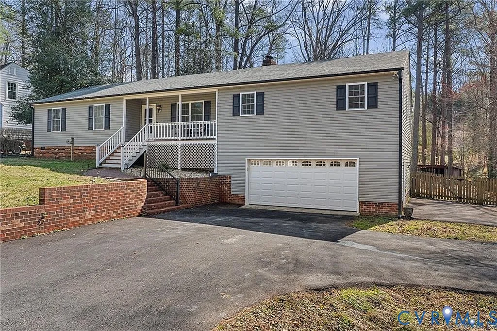 5031 Pennbrook Dr photo 1