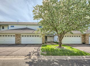 7575 5th St N, Oakdale, MN 55128
