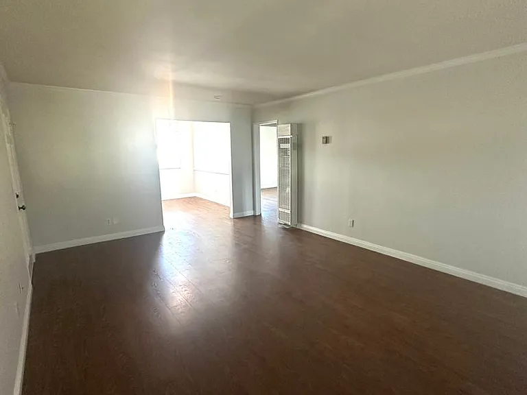 660 S Glassell St — Photo 4