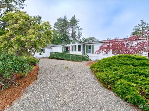 212 18th Street NE, Long Beach, WA 98631