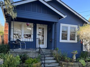 316 2nd St, Pacific Grove, CA 93950