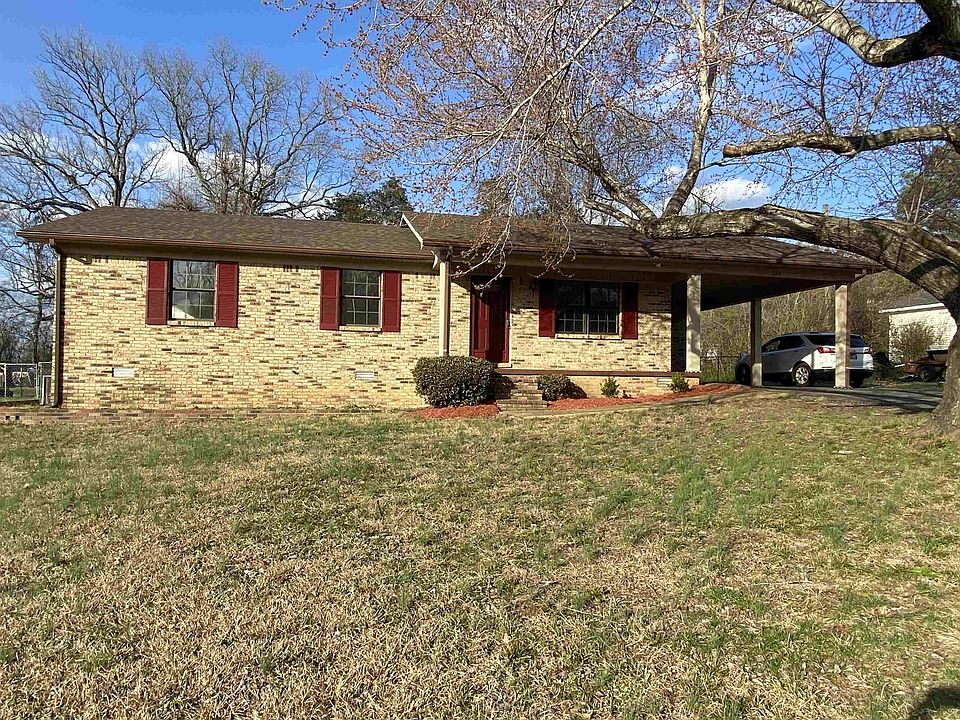 1st image of 320 Cedar Cove Ln