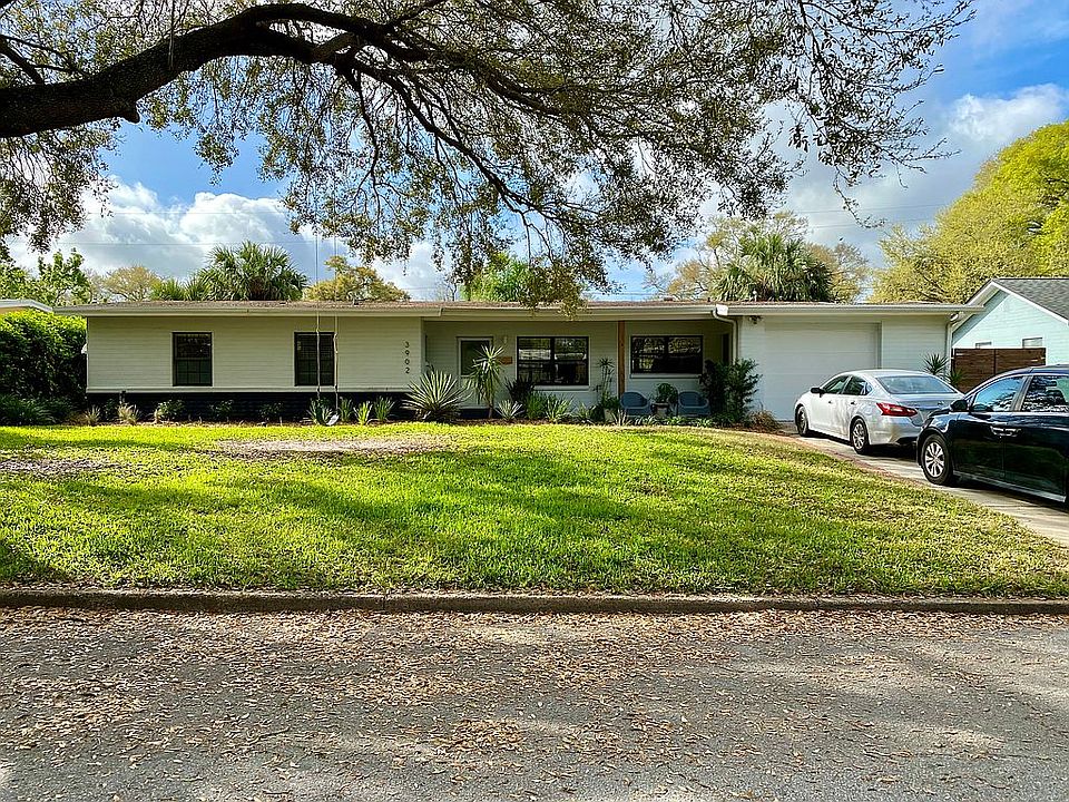 1st image of 3902 Wren Ln