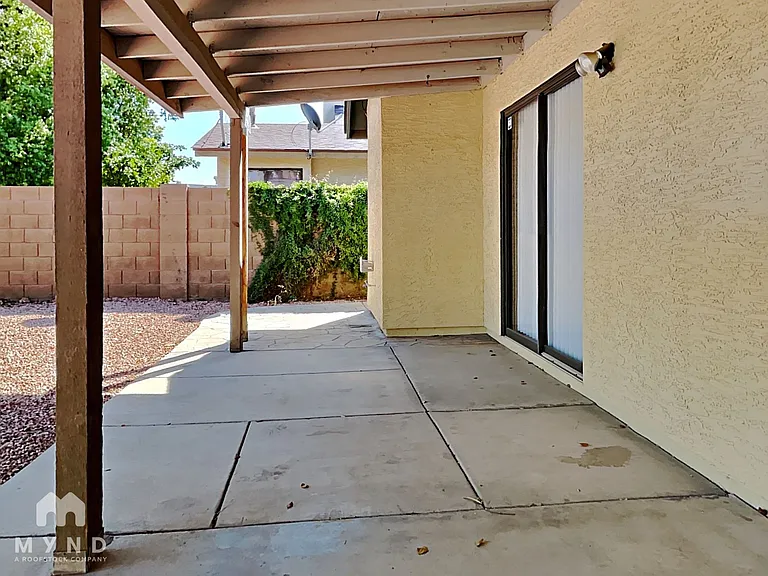 4816 W Sierra Vista Dr — Photo 31