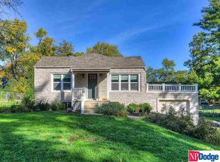 8704 Seward St, Omaha, NE 68114
