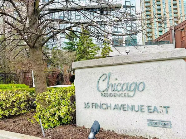 35 SW Finch Ave E #1211, Toronto, ON M2N 6Z8